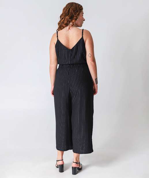 Macacão Plus Size Feminino Pantacourt Lurex Marisa Preto