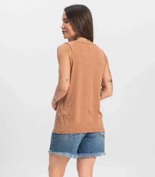 Blusa Feminina Lisa Infinita Cor Marrom