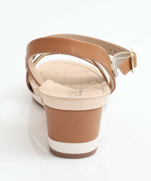 Sandália Feminina Plataforma Recorte Modare Caramelo