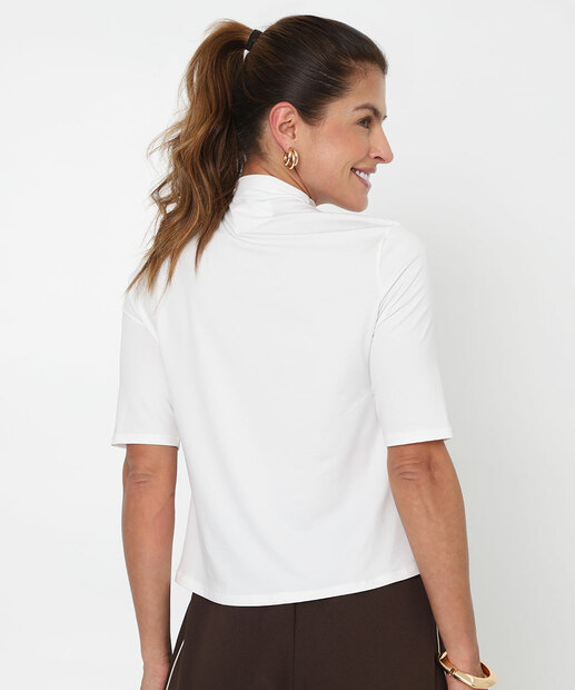 Blusa Feminina Gola Alta Sem Manga Marisa Off White