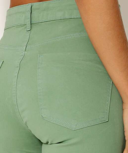 Bermuda Jeans Feminina Ciclista Bolsos Marisa