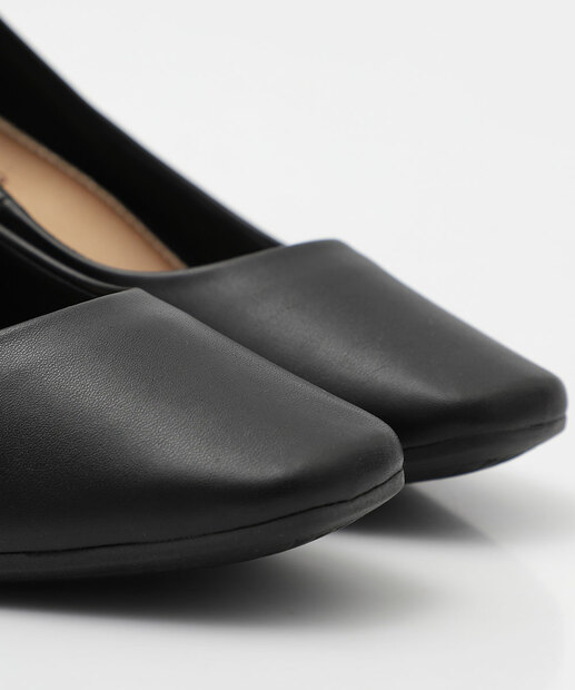 Scarpin Feminino Salto Grosso Via Uno Preto