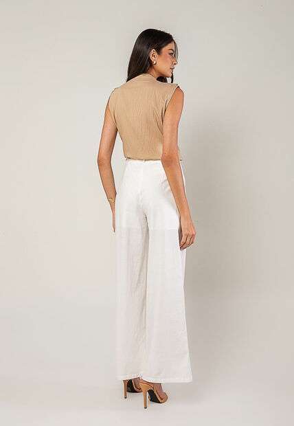 Regata Alfaiataria Com Babados Bege Salvatore