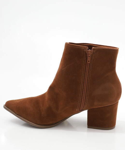 Bota Feminina Cano Curto Salto Grosso Via Uno Marrom