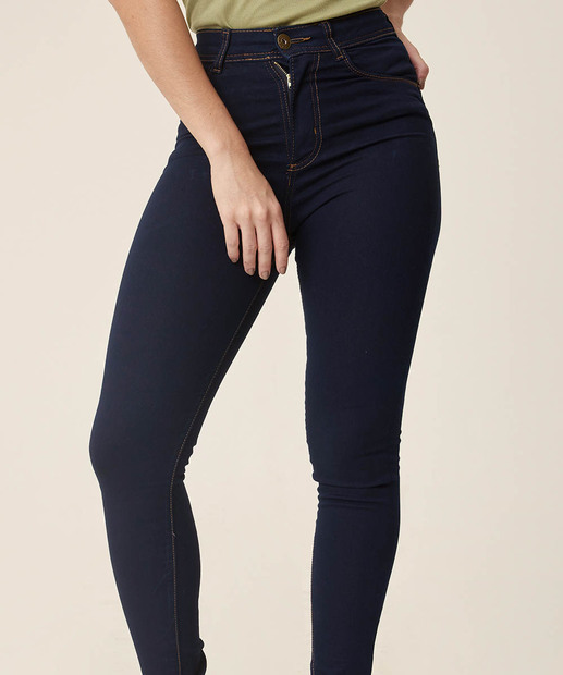 Calça Jeans Feminina Cigarrete Amaciada