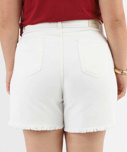 Short Plus Size Sarja Feminino Barra Desfiada Off White