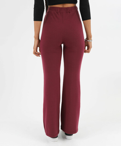 Calça Feminina Moletinho Flare Friso Marisa Vinho