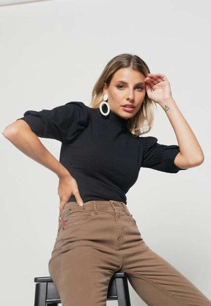 Blusa  Princesa Manga Curta Canelada Preta