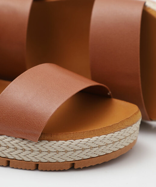 Sandália Flatform Feminina Marisa Marrom