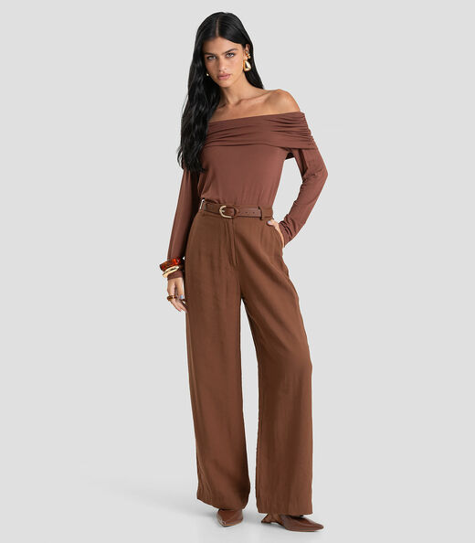 Blusa Feminina Ombro a Ombro em Malha Visco Dianna Marrom