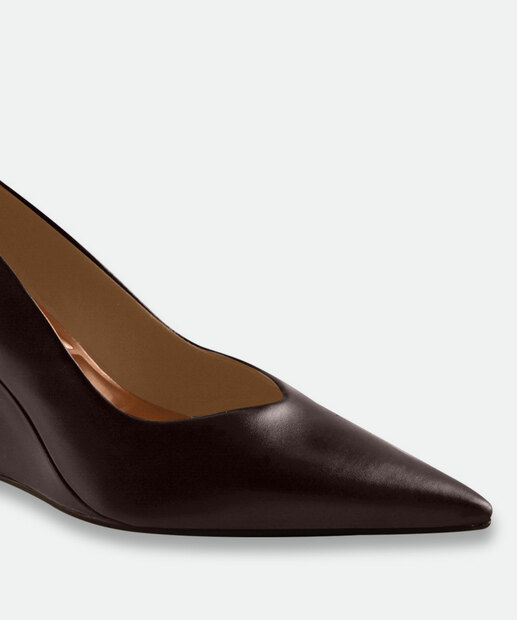 Scarpin Feminino Salto Anabela Via Uno Marrom