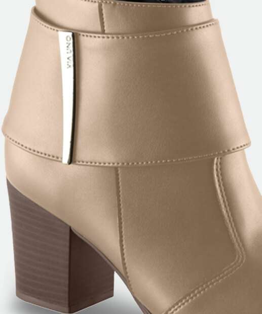 Bota Feminina Cano Curto Salto Grosso Via Uno 