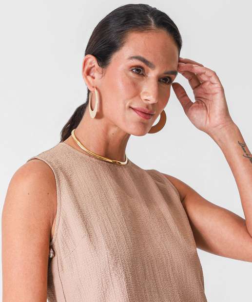 Blusa Regata Feminina Crinkle Botões Marisa Bege