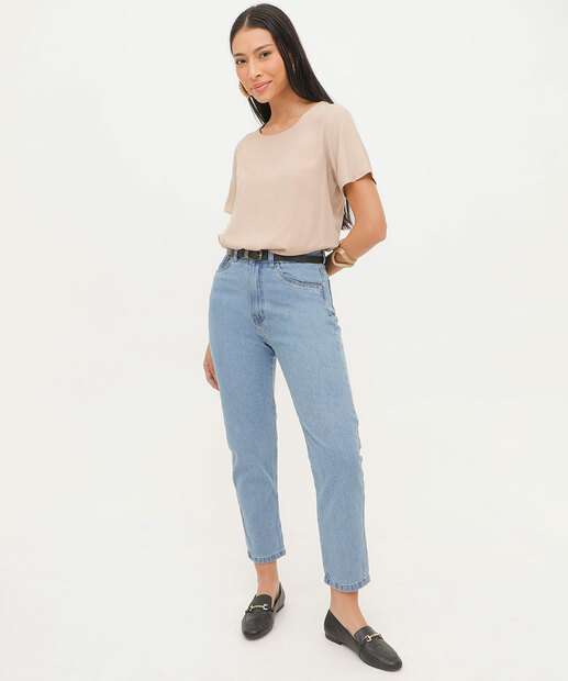 Calça Mom Jeans Bolsos Cintura Alta