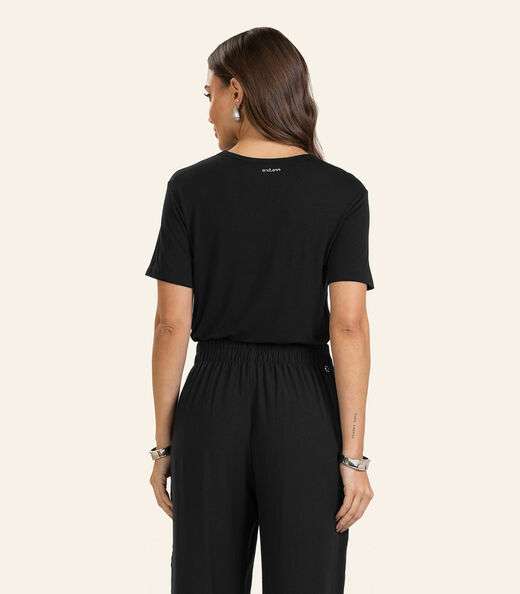 T- shirt em Viscotorcion Feminina Endless Preto