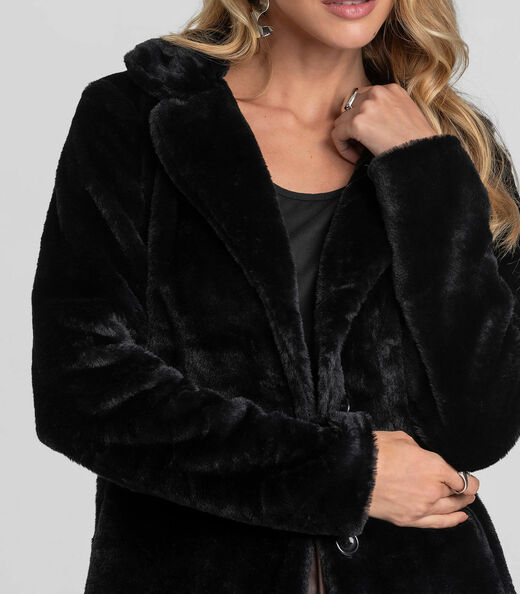 Casaco Feminino em Malha Pelo Safira Dianna Preto