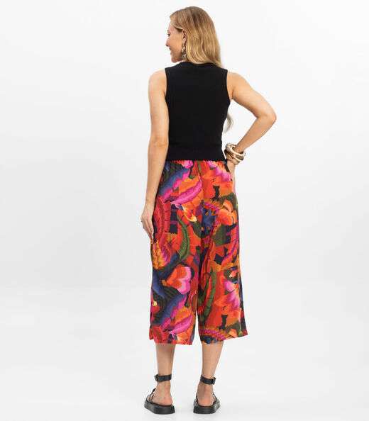 Calça Pantacourt Infinita Cor Vermelho