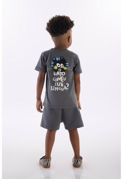 Conjunto Menino Camiseta e Short Três e Já