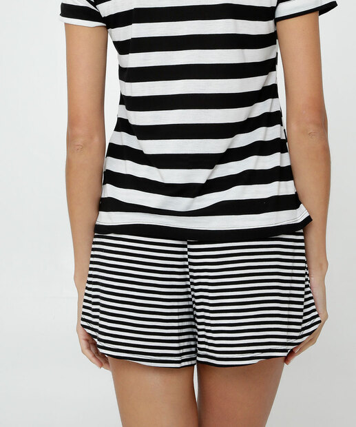 Pijama Feminino Listrado Minnie Manga Curta Disney