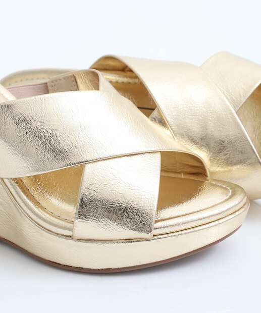 Tamanco Feminino Salto Plataforma Moleca Dourado