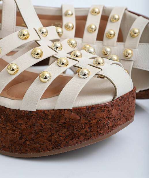 Sandália Feminina Plataforma Tiras Tachas Vizzano