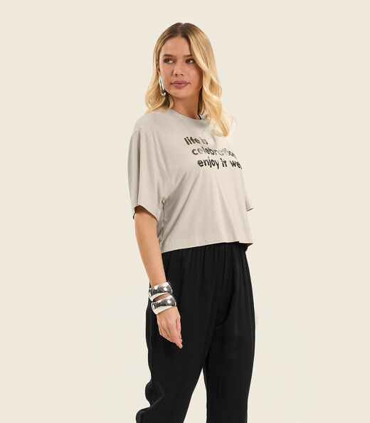 T- Shirt Feminina em Viscose Creponada Endless Bege