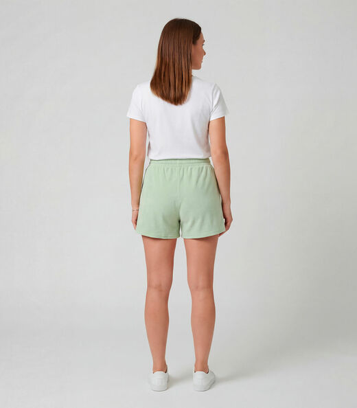Shorts Feminino Em Plush Infinita Cor Verde