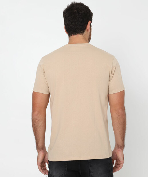 Camiseta Masculina Estampa Frontal Marisa Bege