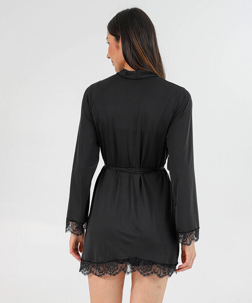 Robe Feminino Curto Preto com Renda Marisa