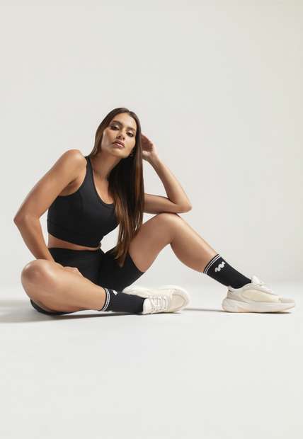 Top Fitness Nadador Com Bojo e Recortes Poliamida Preto Wemood