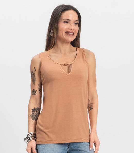 Blusa Feminina Lisa Infinita Cor Marrom