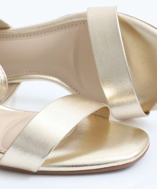 Sandália Feminina Salto Grosso Metalizada Moleca Dourada