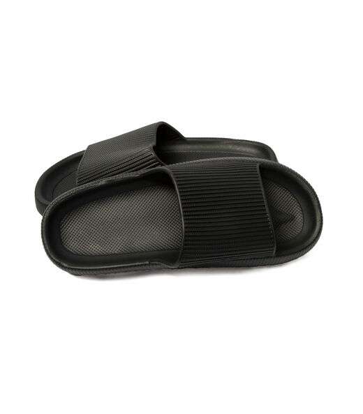 Chinelo Nuvem Yvate Preto