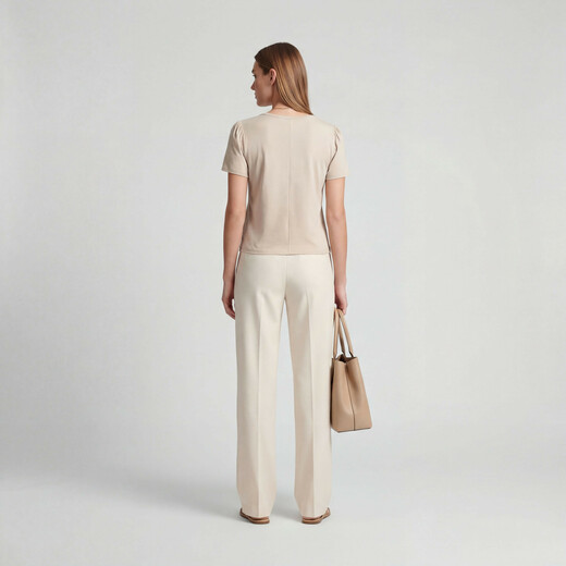 Blusa Feminina Em Visco Tricot Infinita Cor Bege