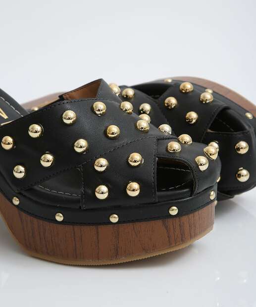 Tamanco Feminino Salto Grosso Tachas Vizzano