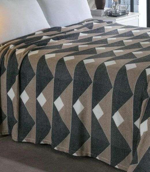 Manta Flannel Casal Lar E Lazer Marrom