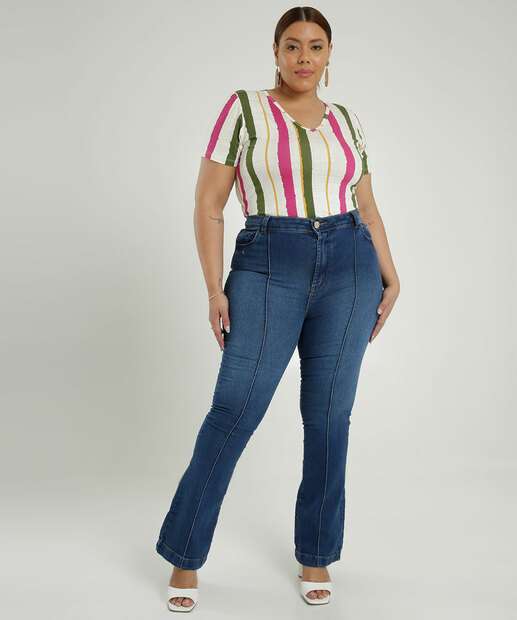 Calça Plus Size Feminina Jeans Flare Bolsos
