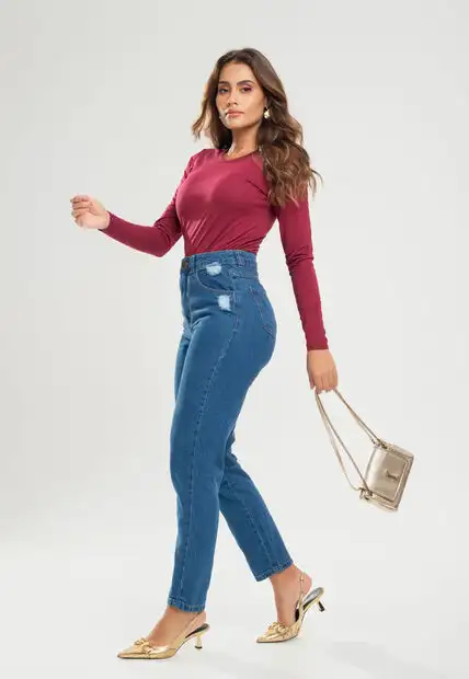 Blusa Básica Manga Longa e Gola Redonda Malha Vinho Salvatore Fashion