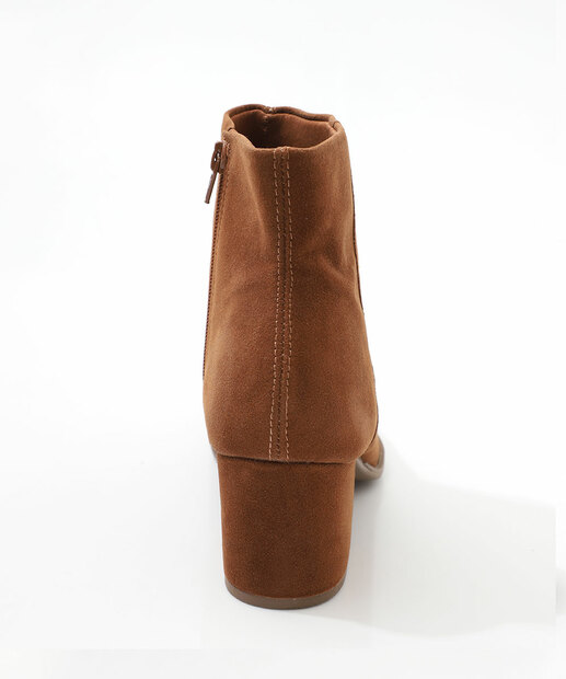 Bota Feminina Cano Curto Salto Grosso Via Uno Marrom