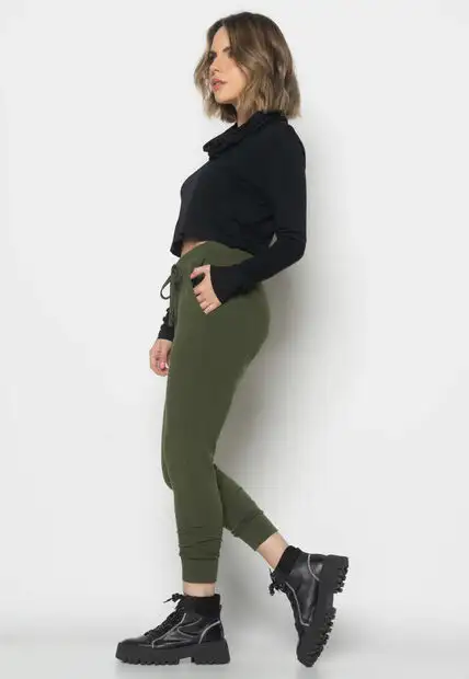 Cropped Golão Manga Longa Malha  Fashion Preto