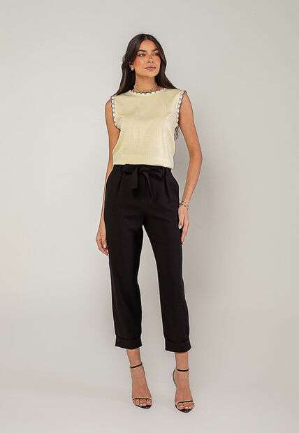 Regata Alfaiataria Com Renda nas Cavas E Gola Amarelo Salvatore