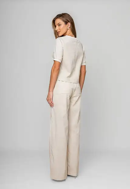 Blusa Alfaiataria Gola Ribana Manga Curta Marfim Salvatore