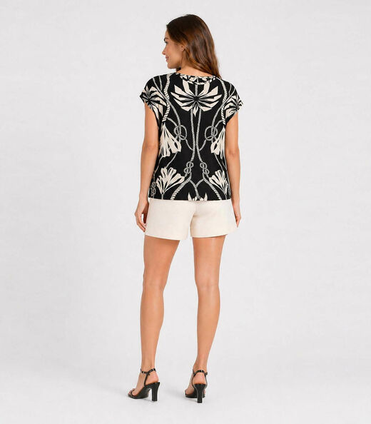 Blusa Feminina em Malha Visco Infinita Cor Preto
