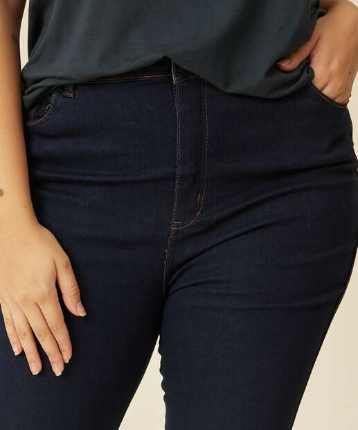 Calça Plus Size Feminina Jeans Flare