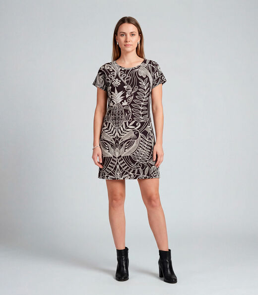 Vestido Básico Com Gola Redonda Infinita Cor Preto