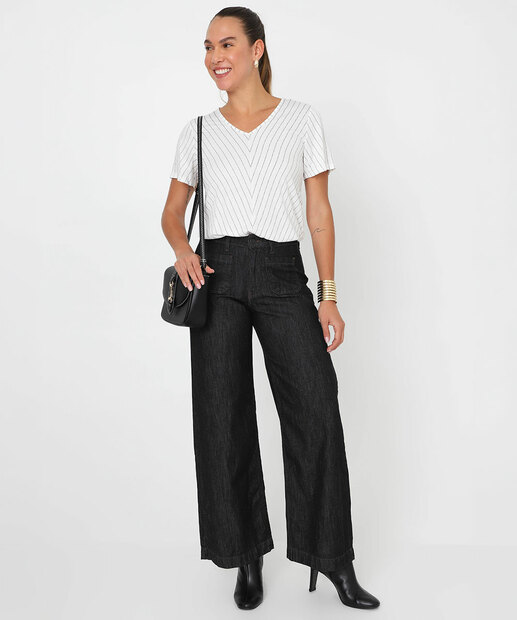 Blusa Feminina Listrada Branca Decote V Marisa Branca