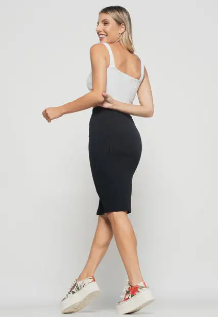 Saia  Midi Canelada Preta