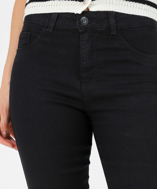 Calça Jeans Flare Feminina Petit Flip Biotipo Preto