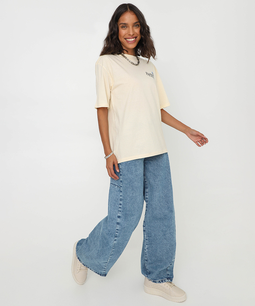 Camiseta Feminina Oversized Estampada Marisa Off White
