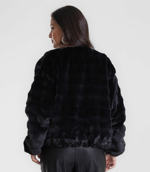Casaco Feminino Peluciado Endless Preto